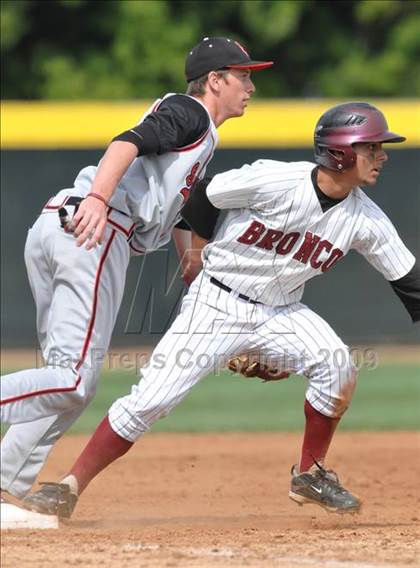 Thumbnail 2 in Palm Beach Central vs. Spanish Fork (Anderson Bat National Classic) photogallery.