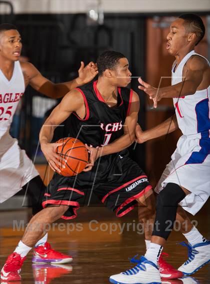 Thumbnail 1 in Langham Creek vs. Dawson (McDonald's Texas Invitational) photogallery.