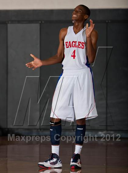 Thumbnail 1 in Langham Creek vs. Dawson (McDonald's Texas Invitational) photogallery.