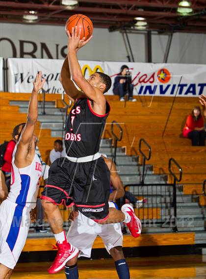 Thumbnail 1 in Langham Creek vs. Dawson (McDonald's Texas Invitational) photogallery.