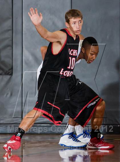 Thumbnail 1 in Langham Creek vs. Dawson (McDonald's Texas Invitational) photogallery.