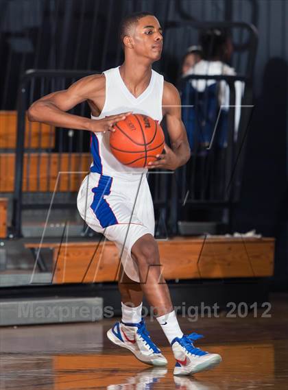 Thumbnail 3 in Langham Creek vs. Dawson (McDonald's Texas Invitational) photogallery.