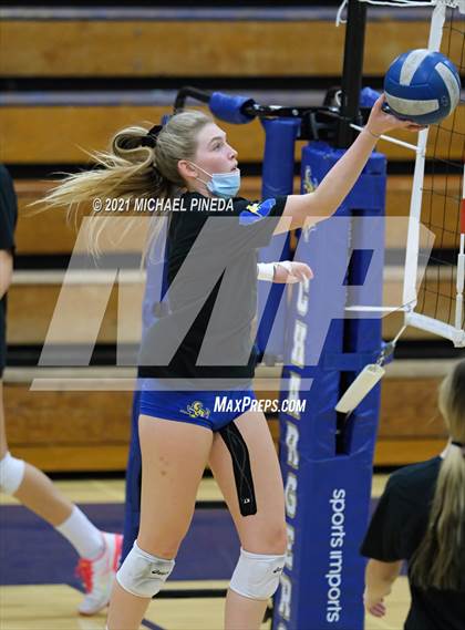 Thumbnail 2 in West Ranch @ El Toro (CIF Southern Section D3 Second Round) photogallery.