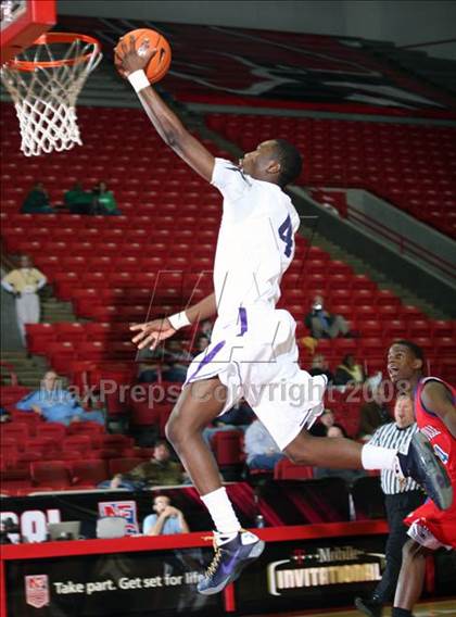 Thumbnail 1 in Garfield vs. Duncanville (T-Mobile Invitational) photogallery.