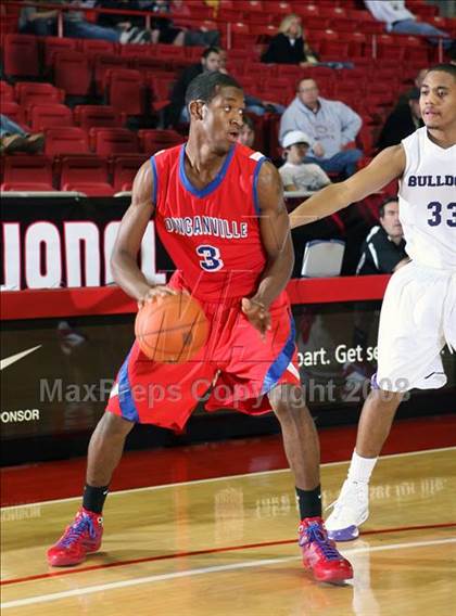 Thumbnail 3 in Garfield vs. Duncanville (T-Mobile Invitational) photogallery.