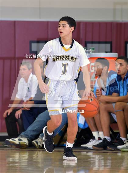 Thumbnail 2 in Godinez vs. Canyon Springs (Rancho Mirage Holiday Invitational) photogallery.