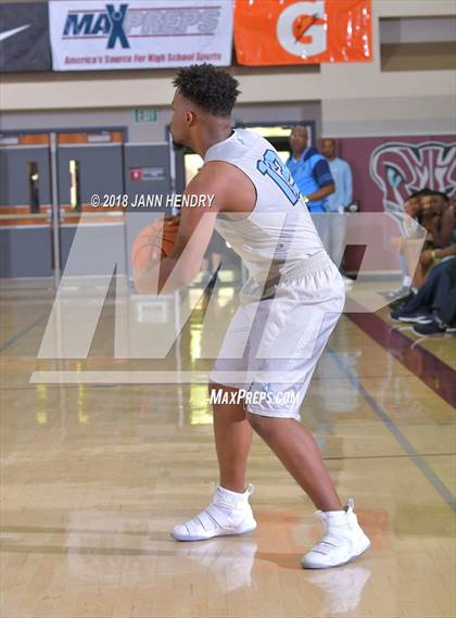 Thumbnail 3 in Godinez vs. Canyon Springs (Rancho Mirage Holiday Invitational) photogallery.
