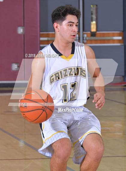 Thumbnail 3 in Godinez vs. Canyon Springs (Rancho Mirage Holiday Invitational) photogallery.