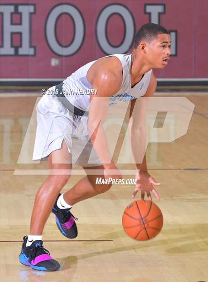 Thumbnail 3 in Godinez vs. Canyon Springs (Rancho Mirage Holiday Invitational) photogallery.