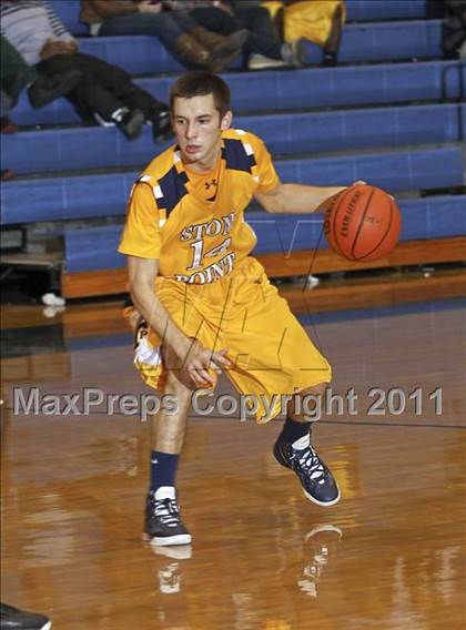 Thumbnail 3 in University vs. Stony Point photogallery.