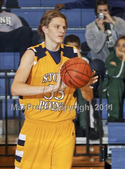 Thumbnail 1 in University vs. Stony Point photogallery.