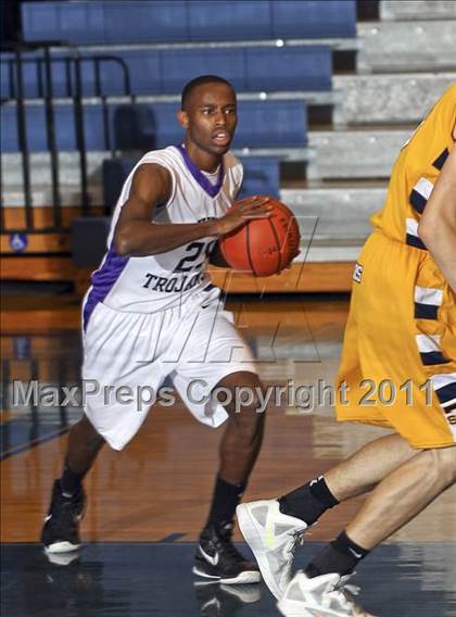Thumbnail 2 in University vs. Stony Point photogallery.