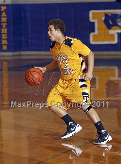 Thumbnail 2 in University vs. Stony Point photogallery.