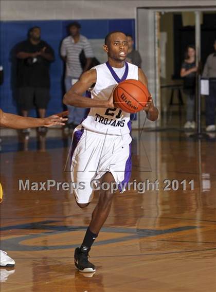 Thumbnail 2 in University vs. Stony Point photogallery.