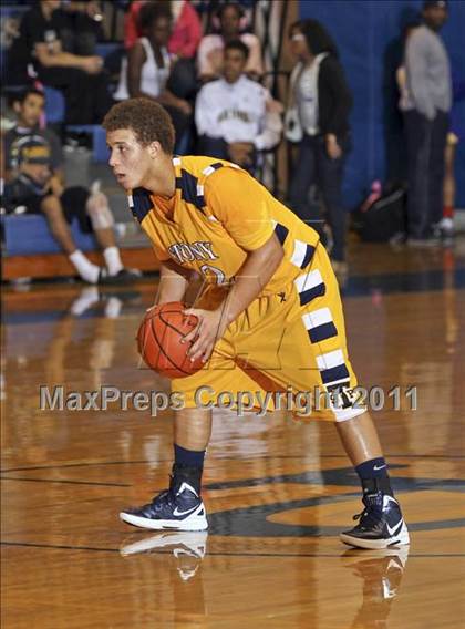 Thumbnail 2 in University vs. Stony Point photogallery.