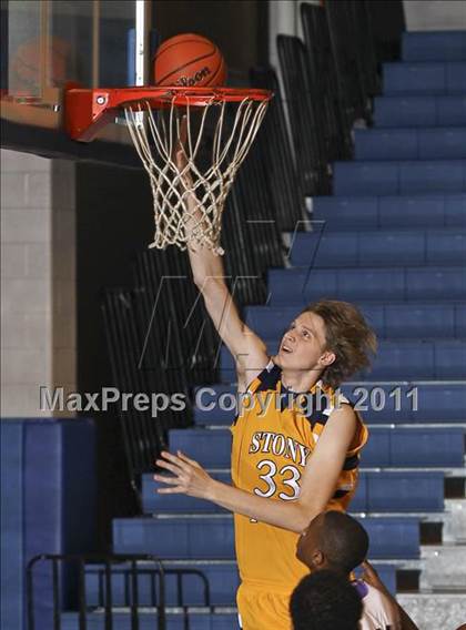 Thumbnail 1 in University vs. Stony Point photogallery.