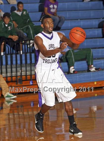 Thumbnail 2 in University vs. Stony Point photogallery.