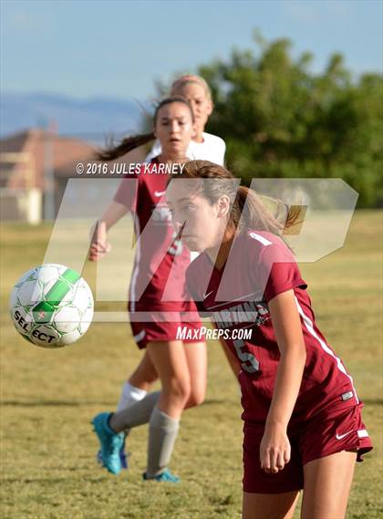 Thumbnail 3 in Cimarron-Memorial vs Palo Verde photogallery.