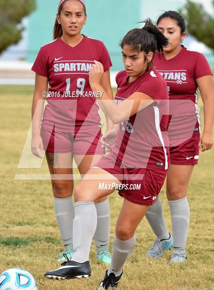 Thumbnail 3 in Cimarron-Memorial vs Palo Verde photogallery.