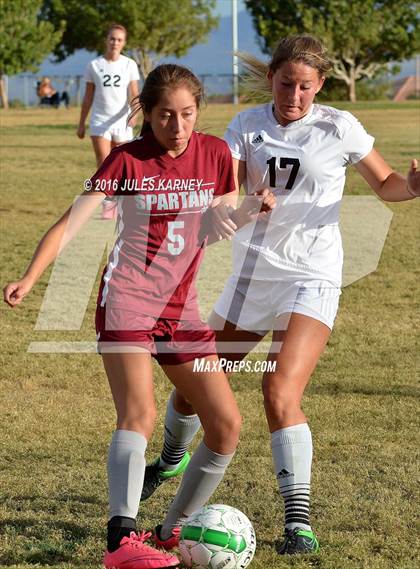 Thumbnail 3 in Cimarron-Memorial vs Palo Verde photogallery.