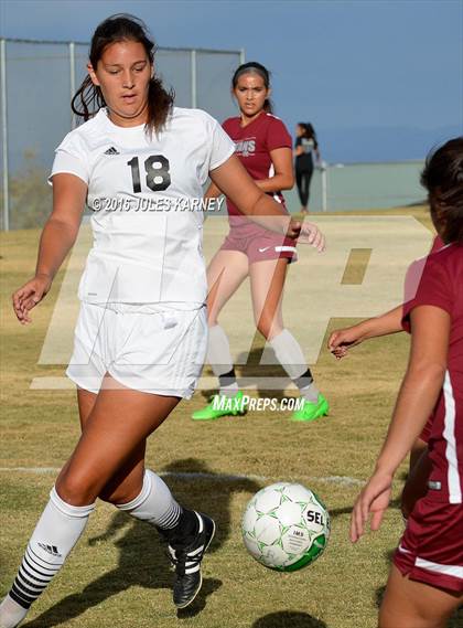 Thumbnail 2 in Cimarron-Memorial vs Palo Verde photogallery.