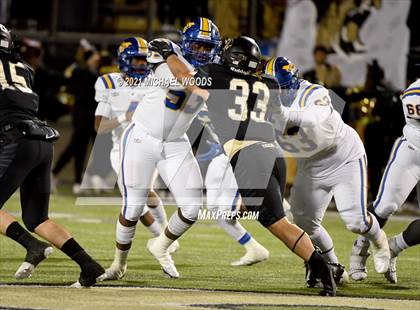 Thumbnail 1 in Bentonville vs. North Little Rock (AAA 7A Quarterfinal Playoff) photogallery.