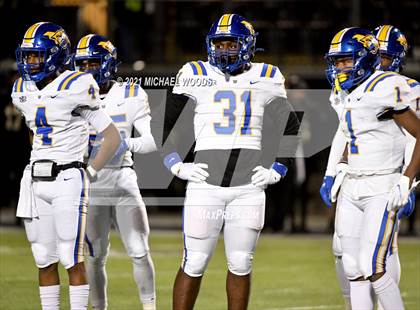 Thumbnail 1 in Bentonville vs. North Little Rock (AAA 7A Quarterfinal Playoff) photogallery.