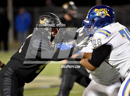 Thumbnail 1 in Bentonville vs. North Little Rock (AAA 7A Quarterfinal Playoff) photogallery.