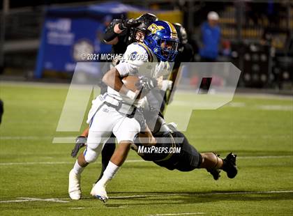 Thumbnail 3 in Bentonville vs. North Little Rock (AAA 7A Quarterfinal Playoff) photogallery.