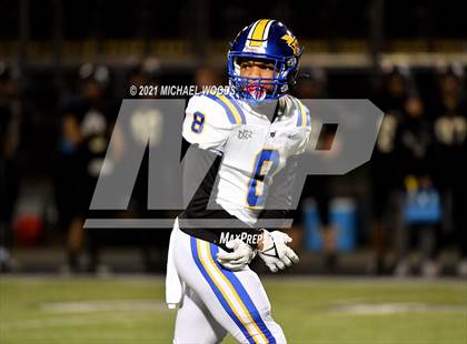 Thumbnail 2 in Bentonville vs. North Little Rock (AAA 7A Quarterfinal Playoff) photogallery.