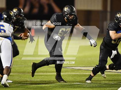 Thumbnail 1 in Bentonville vs. North Little Rock (AAA 7A Quarterfinal Playoff) photogallery.