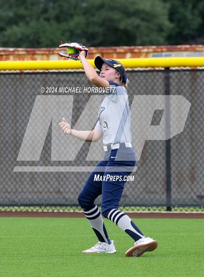 Thumbnail 1 in North Mesquite vs. Lone Star (UIL 5A Softball Area) photogallery.