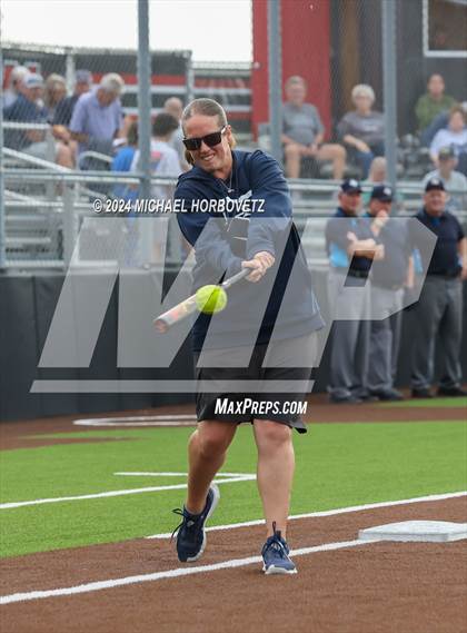 Thumbnail 1 in North Mesquite vs. Lone Star (UIL 5A Softball Area) photogallery.