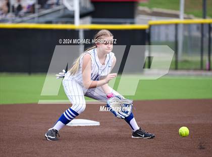 Thumbnail 1 in North Mesquite vs. Lone Star (UIL 5A Softball Area) photogallery.