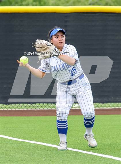 Thumbnail 3 in North Mesquite vs. Lone Star (UIL 5A Softball Area) photogallery.