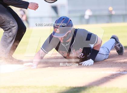 Thumbnail 3 in Chaminade @  Harvard-Westlake photogallery.