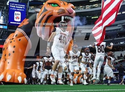 Thumbnail 3 in Refugio @ Hawley (UIL 2A Division 1 Final) photogallery.