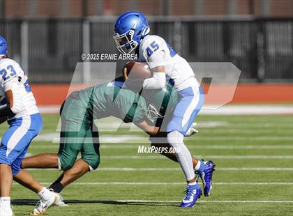 Thumbnail 2 in JV: Junipero Serra @ Sacred Heart Cathedral Preparatory photogallery.