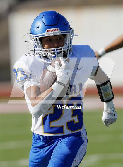 Thumbnail 2 in JV: Junipero Serra @ Sacred Heart Cathedral Preparatory photogallery.