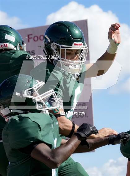 Thumbnail 2 in JV: Junipero Serra @ Sacred Heart Cathedral Preparatory photogallery.