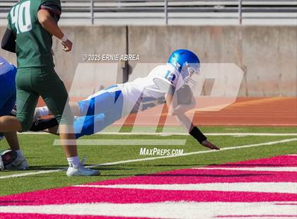 Thumbnail 2 in JV: Junipero Serra @ Sacred Heart Cathedral Preparatory photogallery.