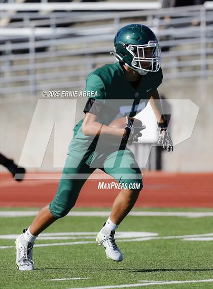 Thumbnail 1 in JV: Junipero Serra @ Sacred Heart Cathedral Preparatory photogallery.