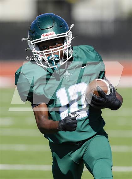 Thumbnail 2 in JV: Junipero Serra @ Sacred Heart Cathedral Preparatory photogallery.