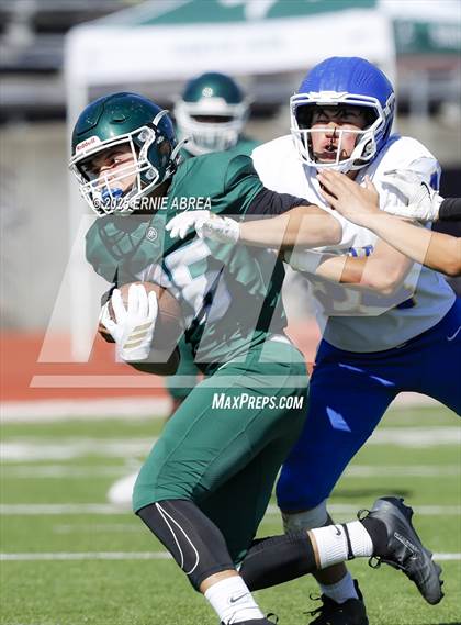 Thumbnail 2 in JV: Junipero Serra @ Sacred Heart Cathedral Preparatory photogallery.
