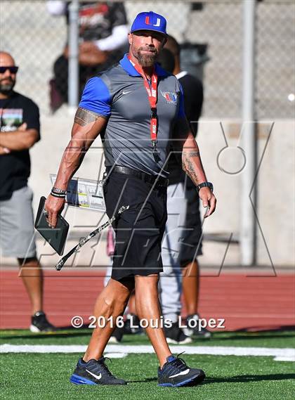 Thumbnail 2 in Helix vs. Clayton Valley Charter (Honor Bowl Series) photogallery.