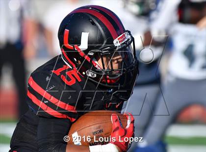 Thumbnail 1 in Helix vs. Clayton Valley Charter (Honor Bowl Series) photogallery.