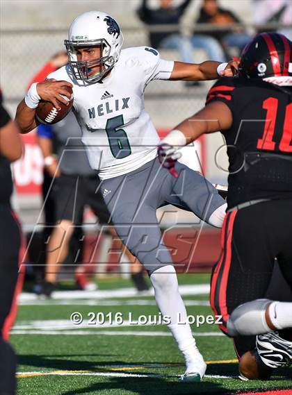 Thumbnail 3 in Helix vs. Clayton Valley Charter (Honor Bowl Series) photogallery.