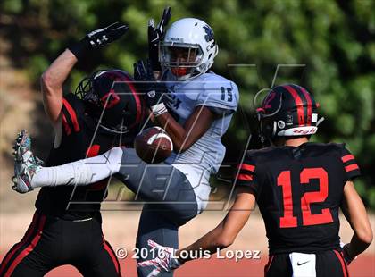 Thumbnail 2 in Helix vs. Clayton Valley Charter (Honor Bowl Series) photogallery.
