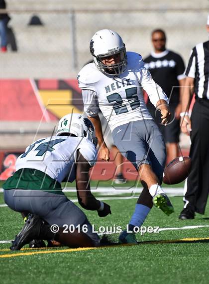 Thumbnail 1 in Helix vs. Clayton Valley Charter (Honor Bowl Series) photogallery.