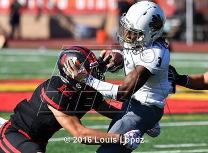 Thumbnail 3 in Helix vs. Clayton Valley Charter (Honor Bowl Series) photogallery.